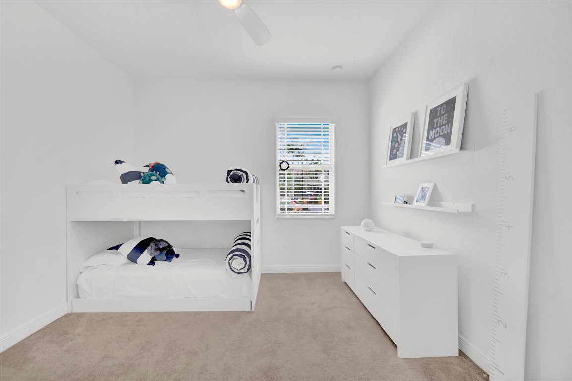 MIRA LAGO - Residential