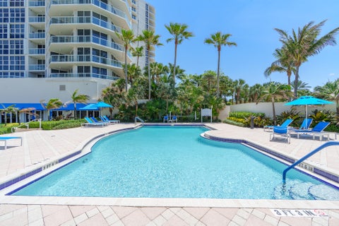 Tiny photo for 6001 N OCEAN Drive #503, Hollywood, FL 33019 (MLS # B26081294)