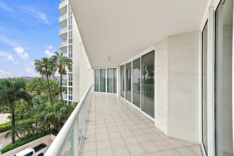 Tiny photo for 6001 N OCEAN Drive #503, Hollywood, FL 33019 (MLS # B26081294)