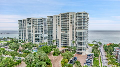 Photo of 6001 N OCEAN Drive #503, Hollywood, FL 33019 (MLS # B26081294)