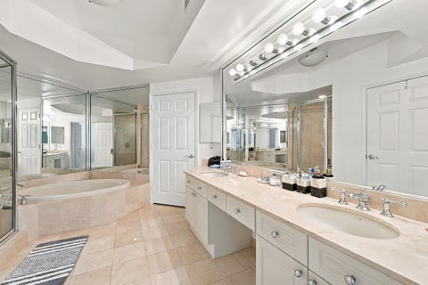 Tiny photo for 6001 N OCEAN Drive #503, Hollywood, FL 33019 (MLS # B26081294)