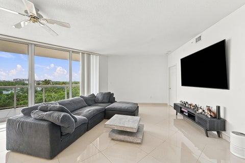 Tiny photo for 6001 N OCEAN Drive #503, Hollywood, FL 33019 (MLS # B26081294)