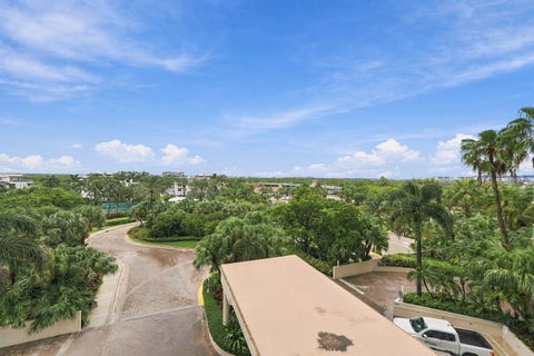 Tiny photo for 6001 N OCEAN Drive #503, Hollywood, FL 33019 (MLS # B26081294)