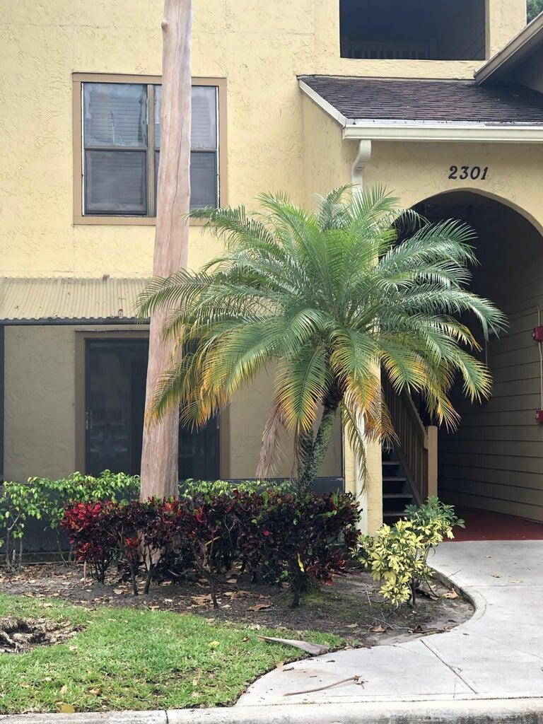 Photo of 2303 N Congress Avenue #35, Boynton Beach, FL 33426 (MLS # R10943115)
