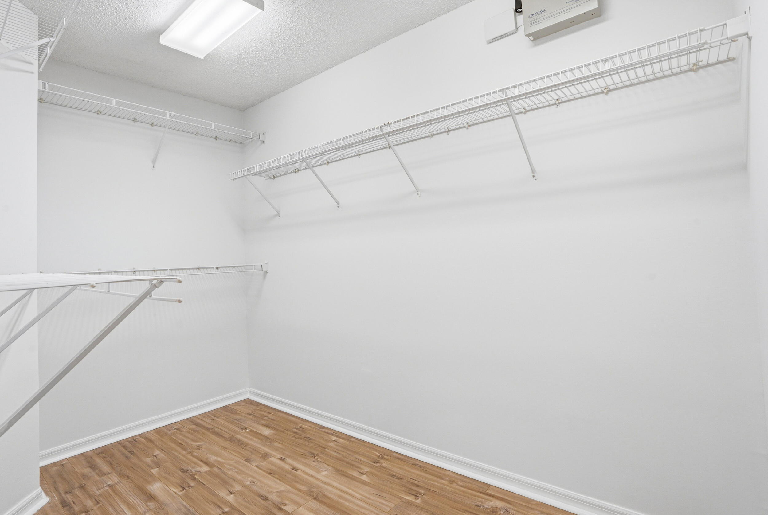 SOUTHAMPTON CONDOMINIUM - Residential