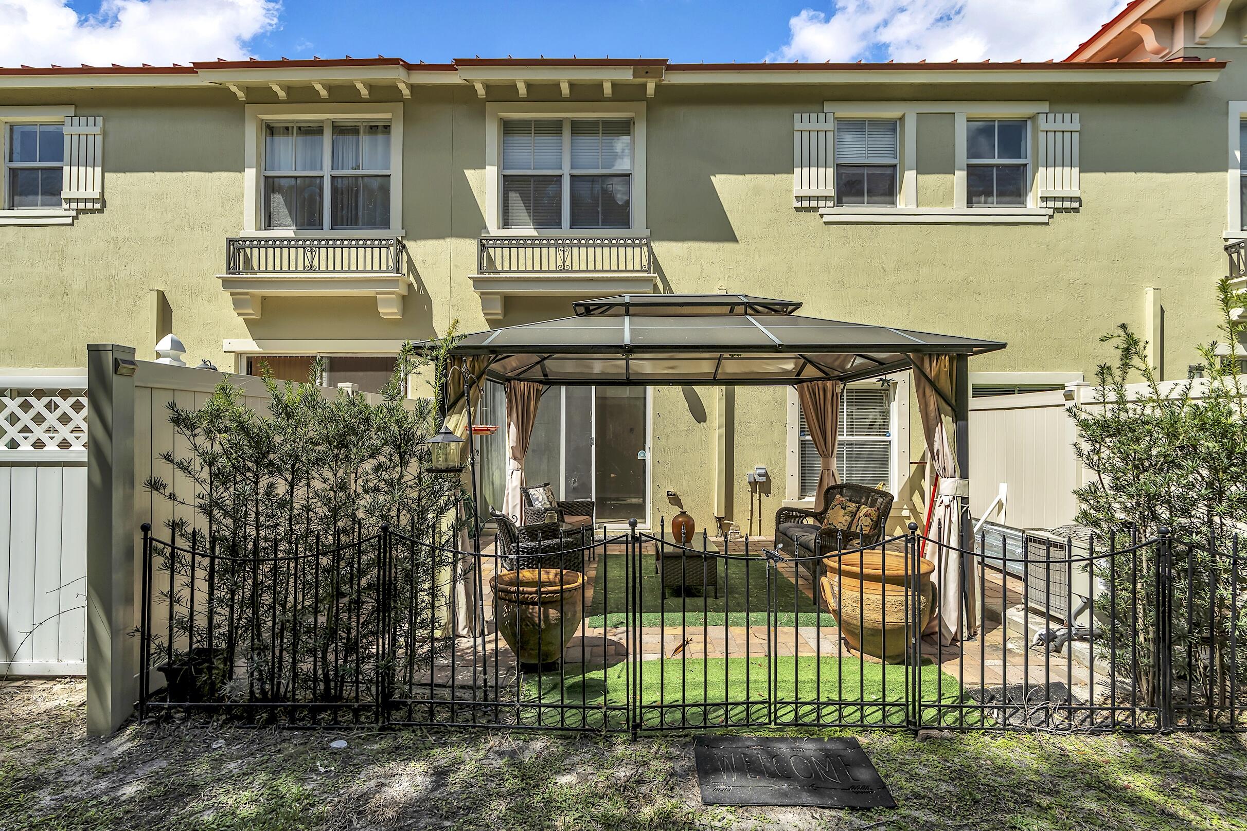 MONTEREY BAY PUD - Residential Lease