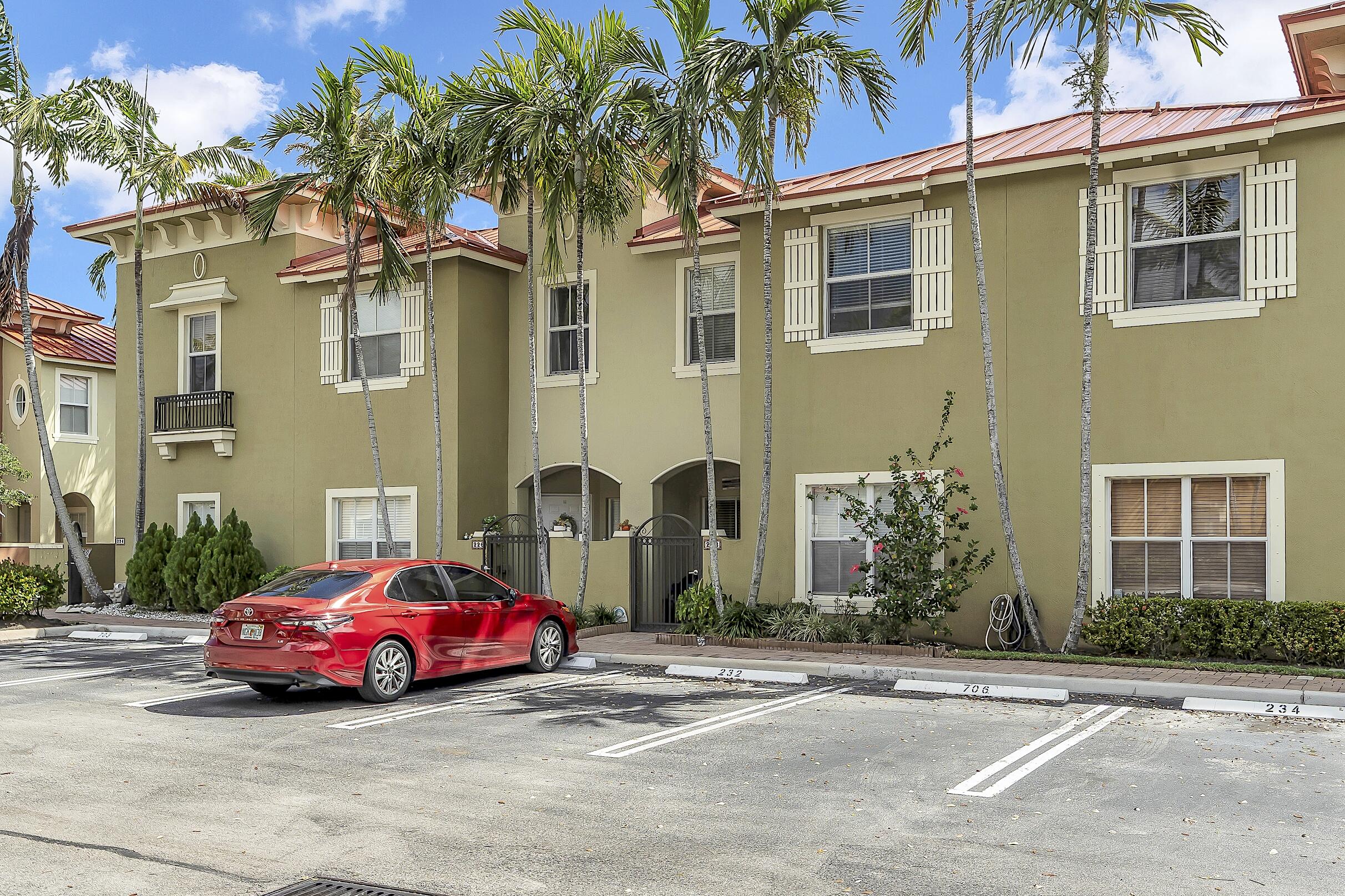 MONTEREY BAY PUD - Residential Lease