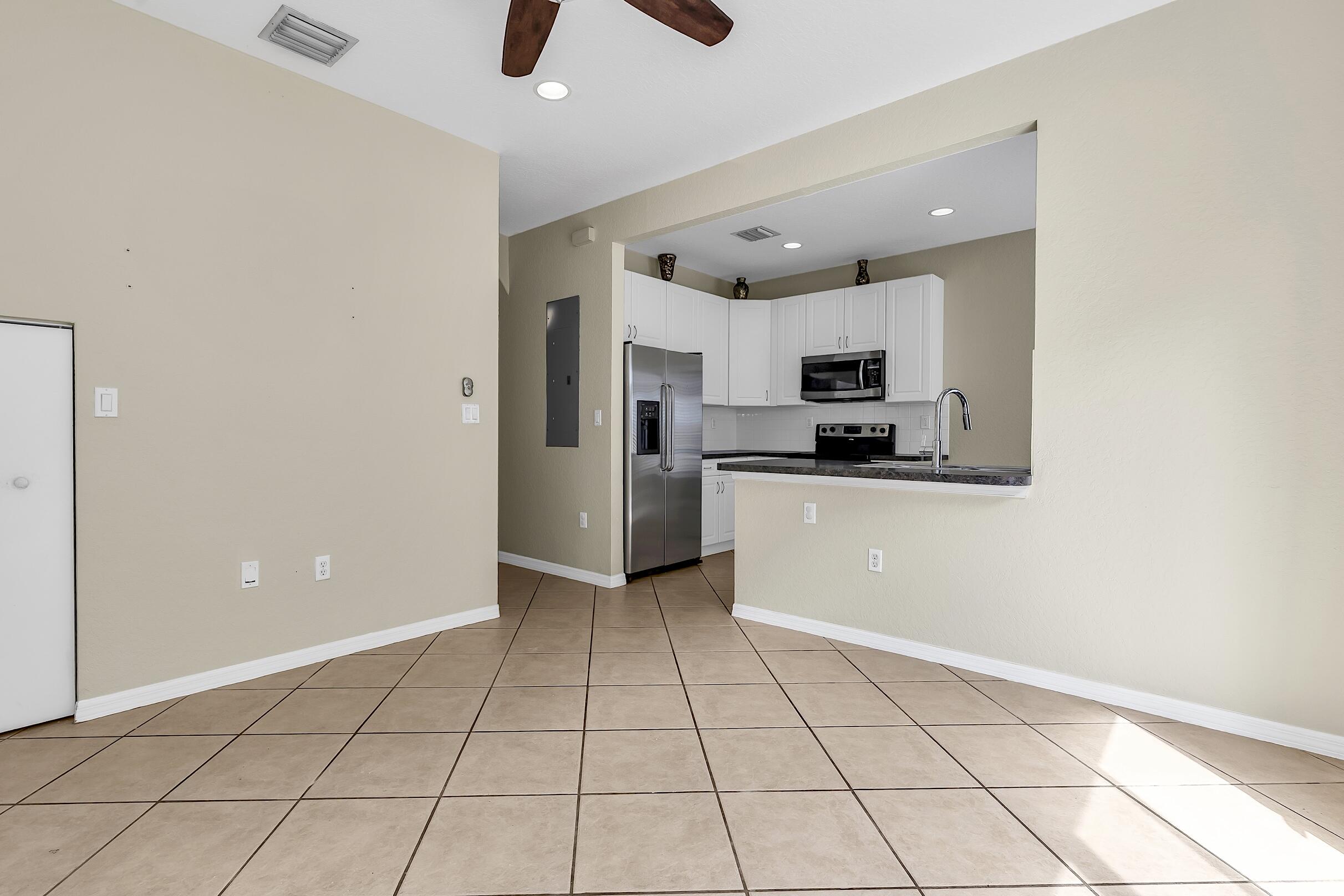 MONTEREY BAY PUD - Residential Lease