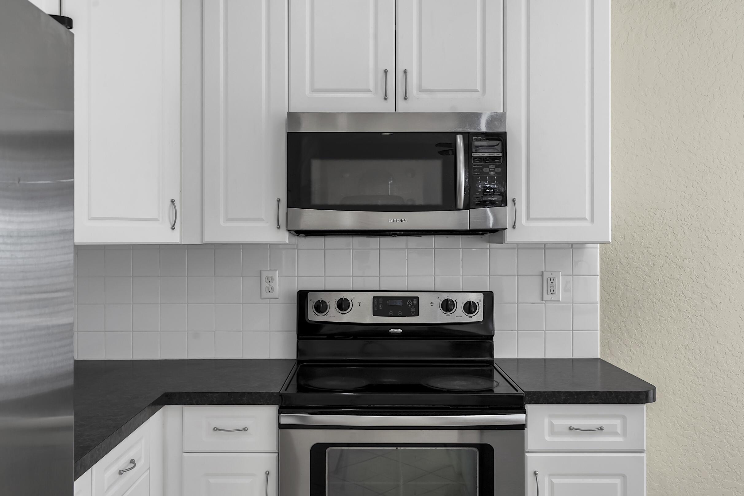 MONTEREY BAY PUD - Residential Lease