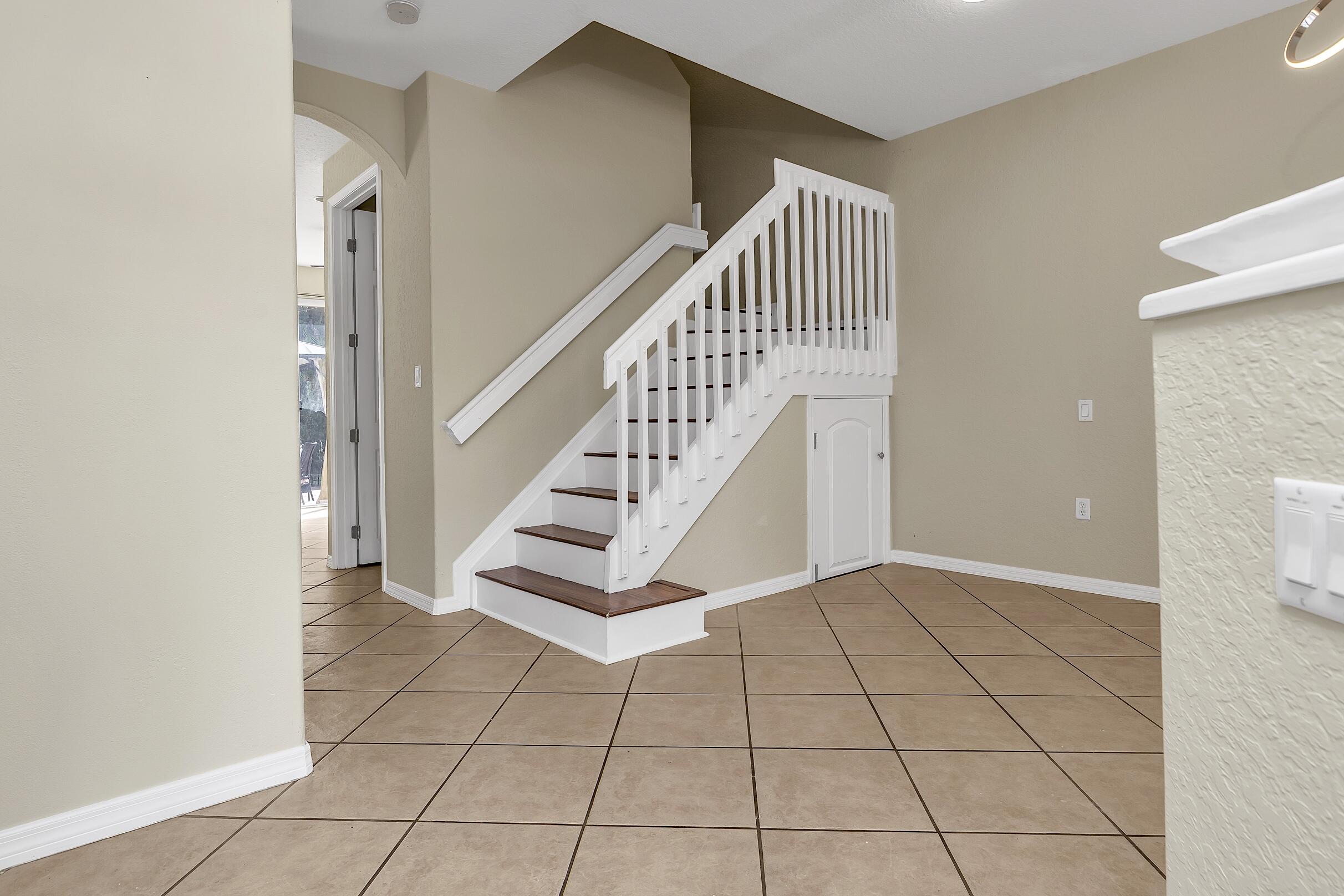 MONTEREY BAY PUD - Residential Lease