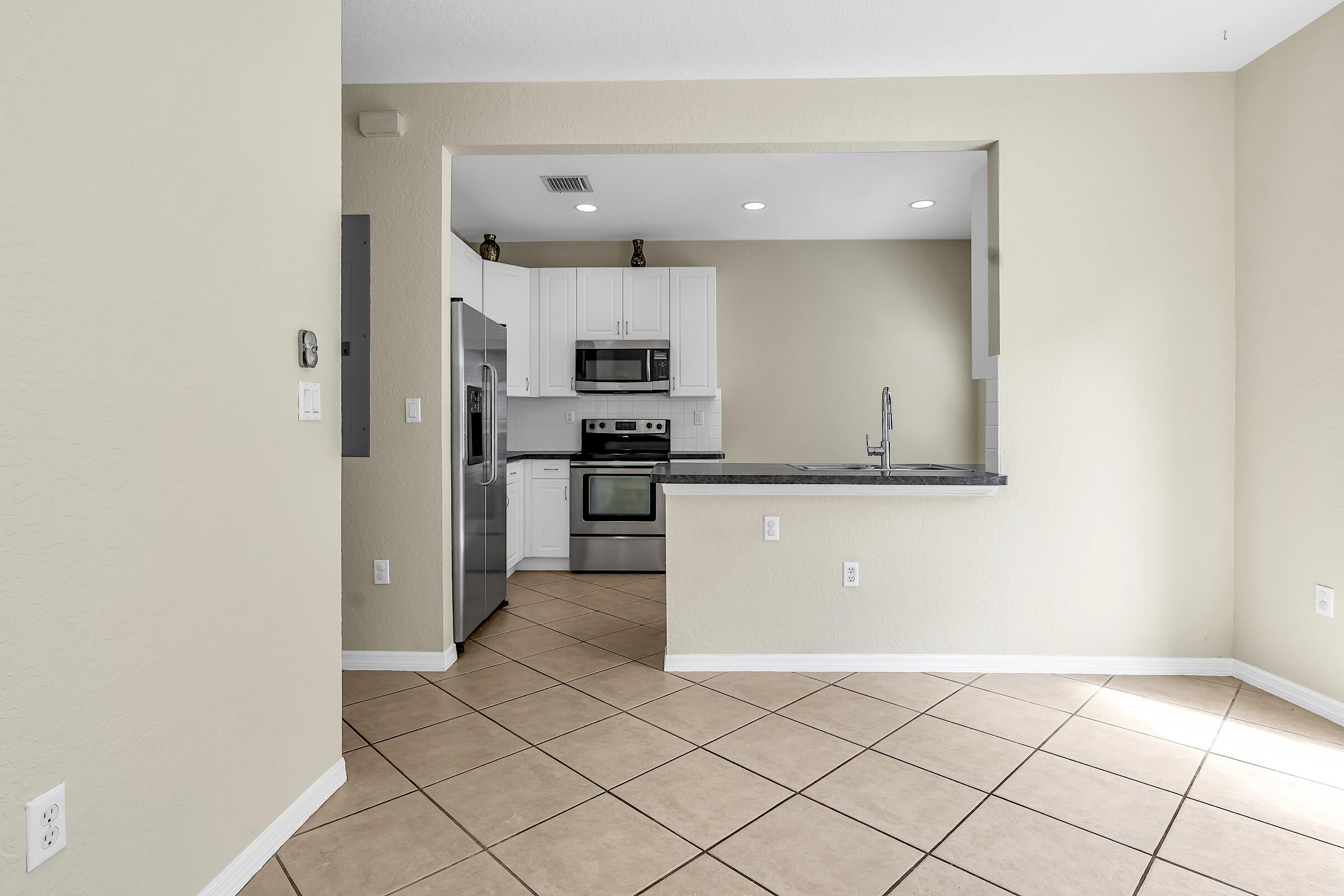 MONTEREY BAY PUD - Residential Lease