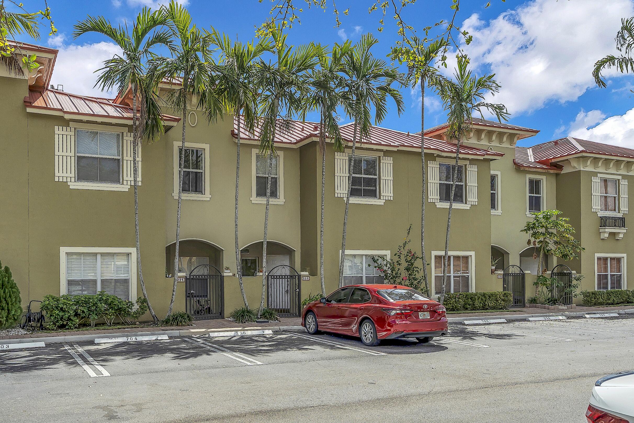 MONTEREY BAY PUD - Residential Lease