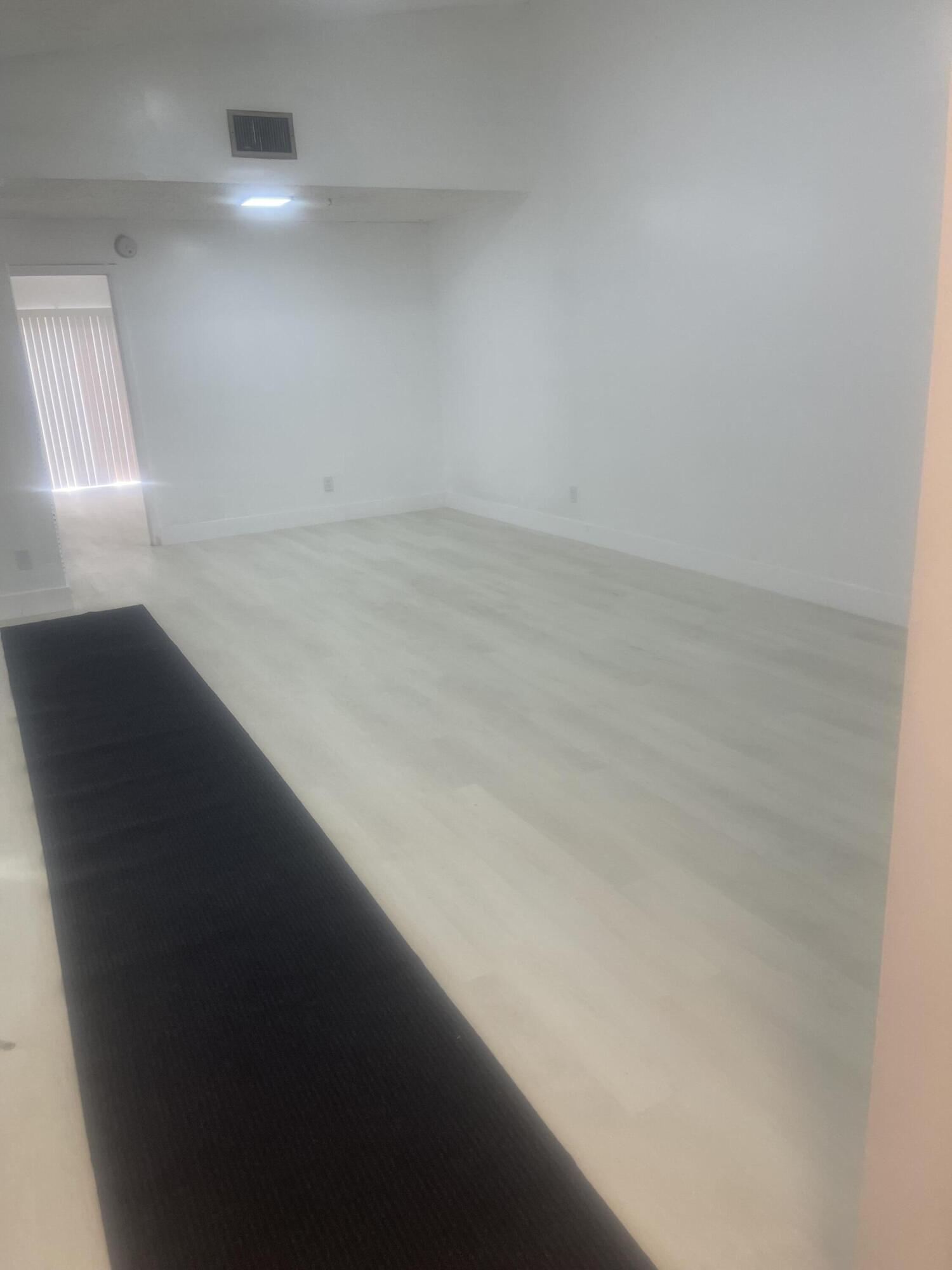 CLOISTER POINTE CONDO - Residential Lease