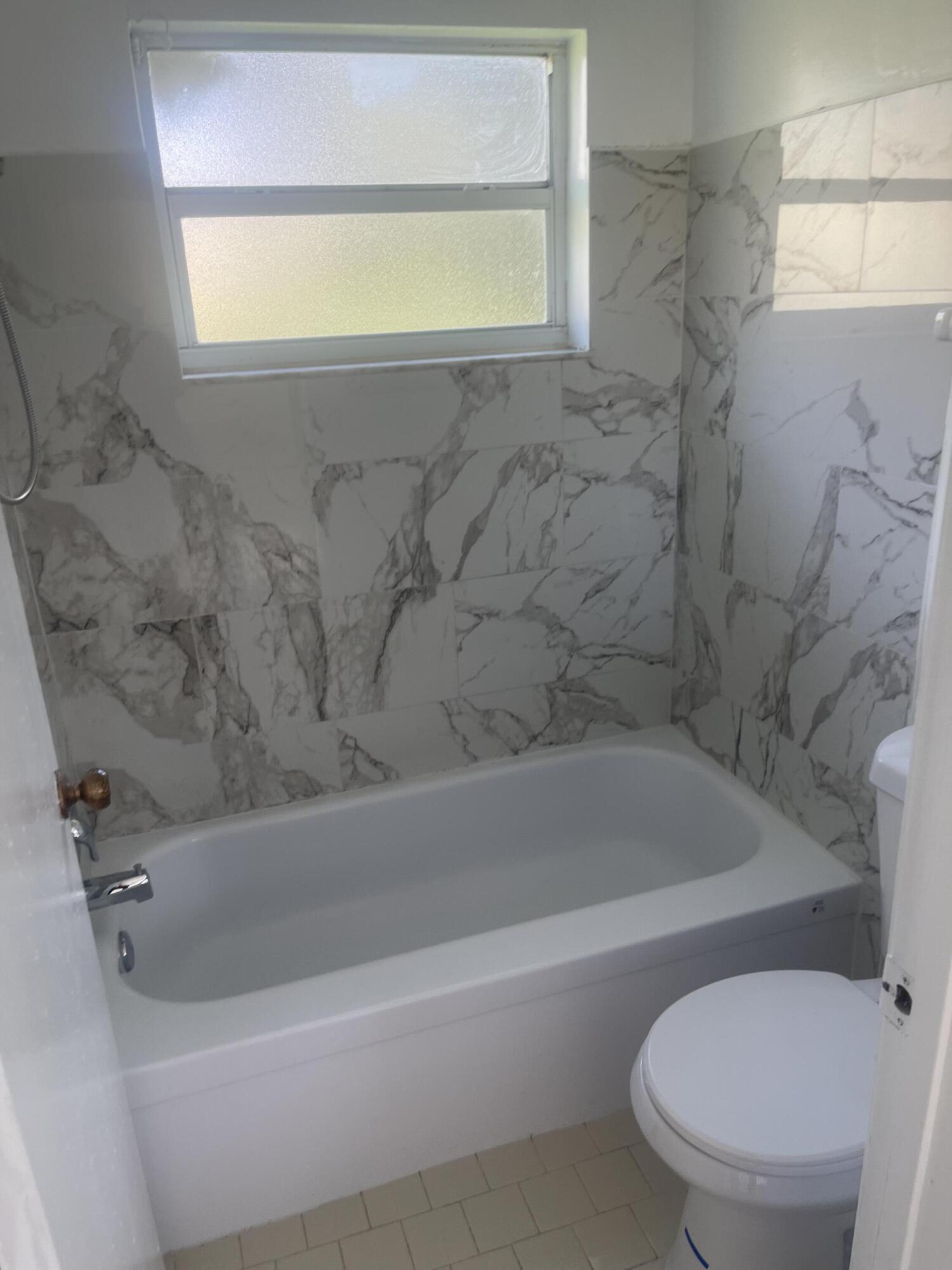 CLOISTER POINTE CONDO - Residential Lease