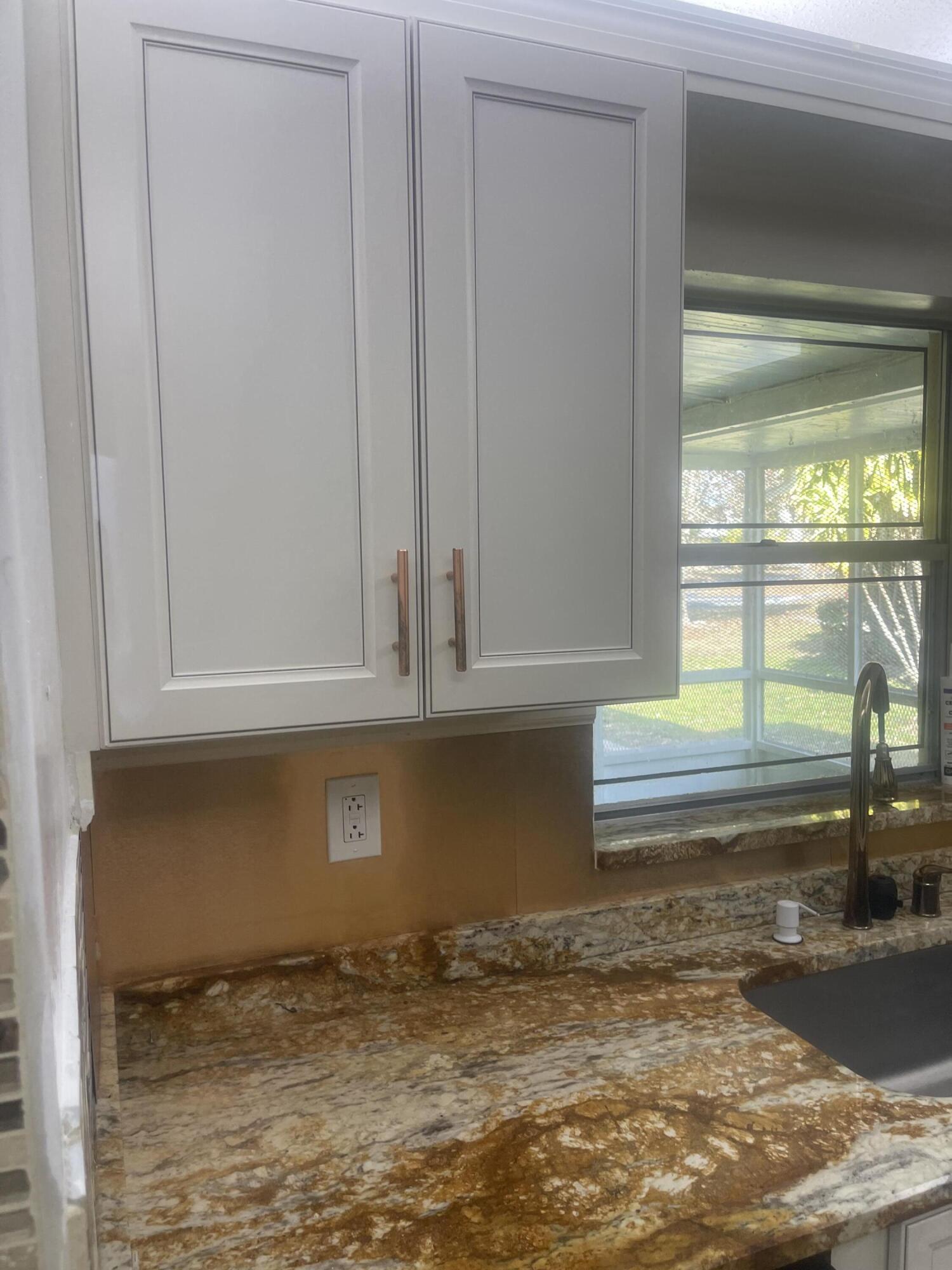 CLOISTER POINTE CONDO - Residential Lease