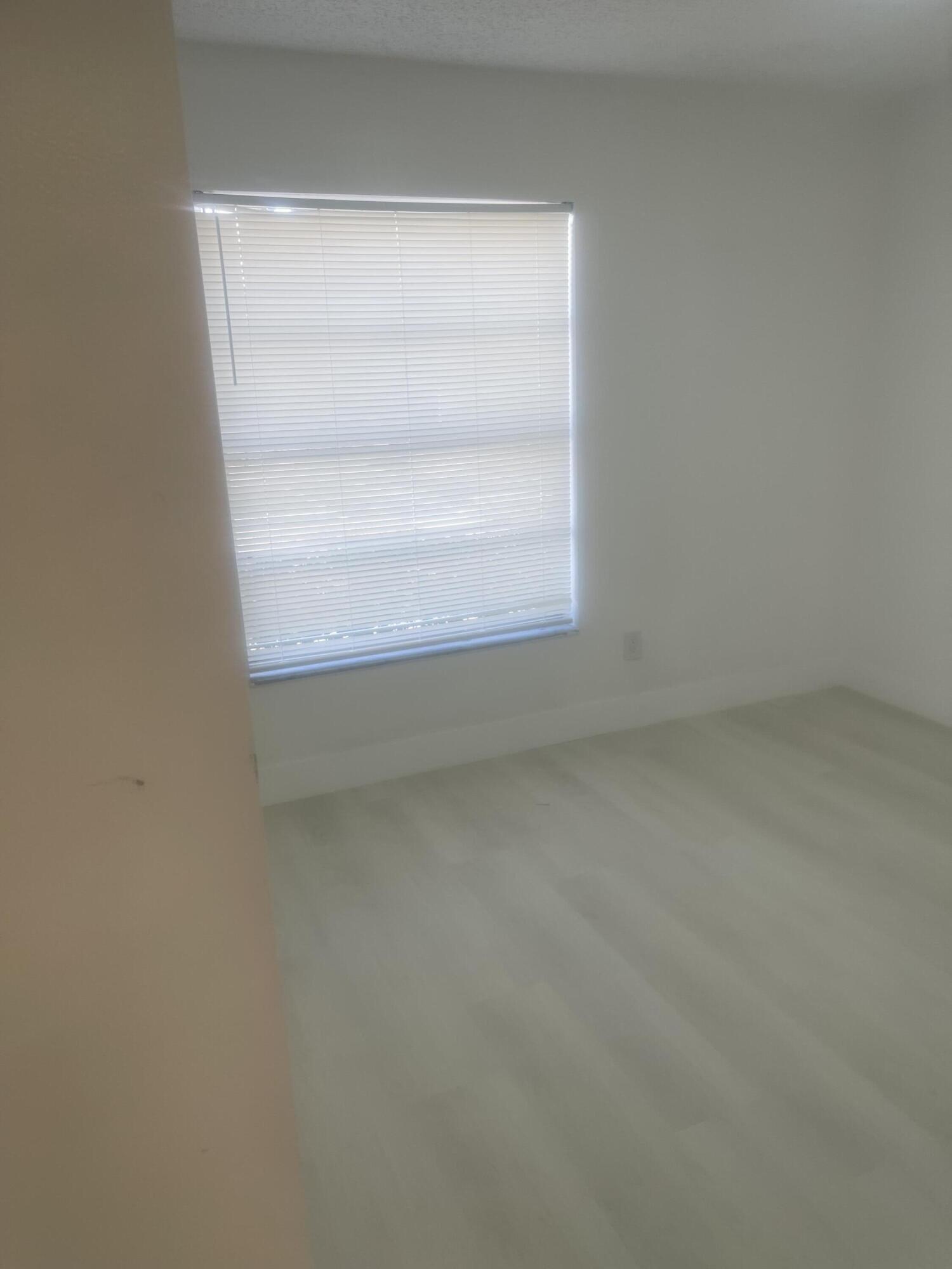 CLOISTER POINTE CONDO - Residential Lease