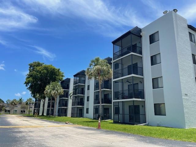 FIRST FLOOR REMODELED UNIT 2 BEDROOMS, 1 BATH IN A WONDERFUL MAINTAINED COMMUNITY IN SUNRISE, NEW BATHROOM, TILE FLOORS THROUGHOUT, REMODELED KITCHEN WITH NEW A/C UNIT, NEW STAINLESS-STEEL APPLIANCES, JUST 10 MINUTES TO SAWGRASS MILLS MALL AND SAWGRASS EXPRESSWAY, CLOSE TO SHOPPING CENTER AND MAJOR HIGHWAYS, RENT INCLUDES WATER AND TRASH. COMPLEX WITH CLUBHOUSE AND POOL, 1 PARKING SPACE ASSIGNED AND PLENTY OF GUEST PARKING.......... NO PETS ALLOWED PER ASSOCIATION................