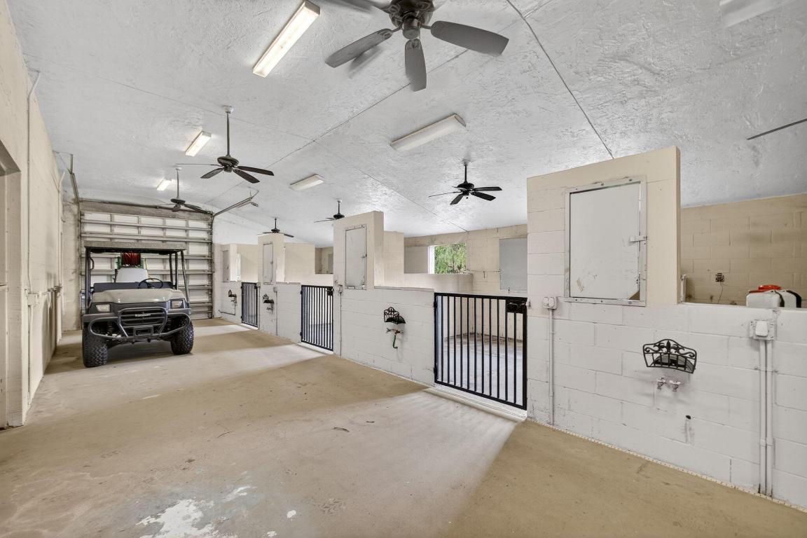 RUSTIC LAKES - Residential