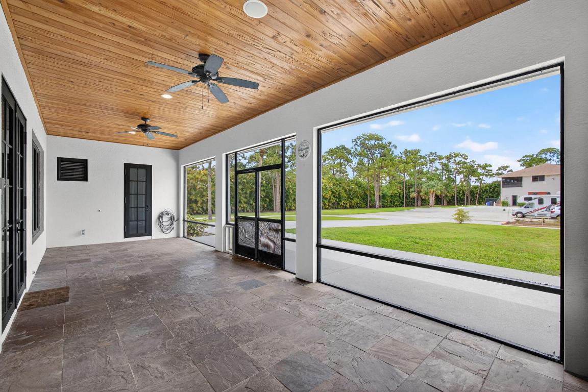 RUSTIC LAKES - Residential