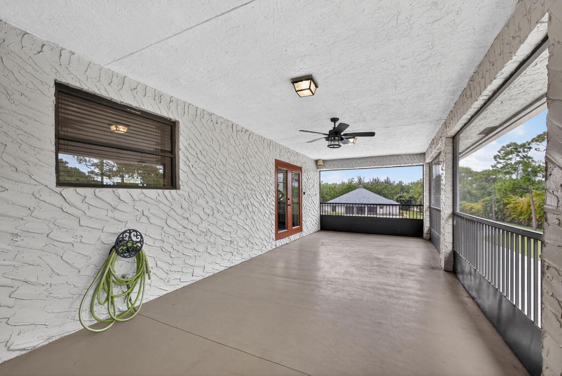 RUSTIC LAKES - Residential