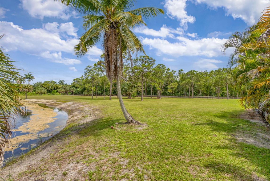 RUSTIC LAKES - Residential