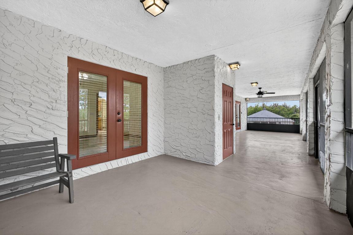 RUSTIC LAKES - Residential