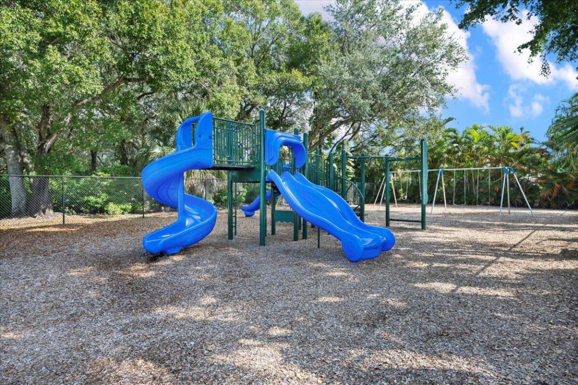 WELLINGTONS EDGE PAR 76 PH 1 - Residential