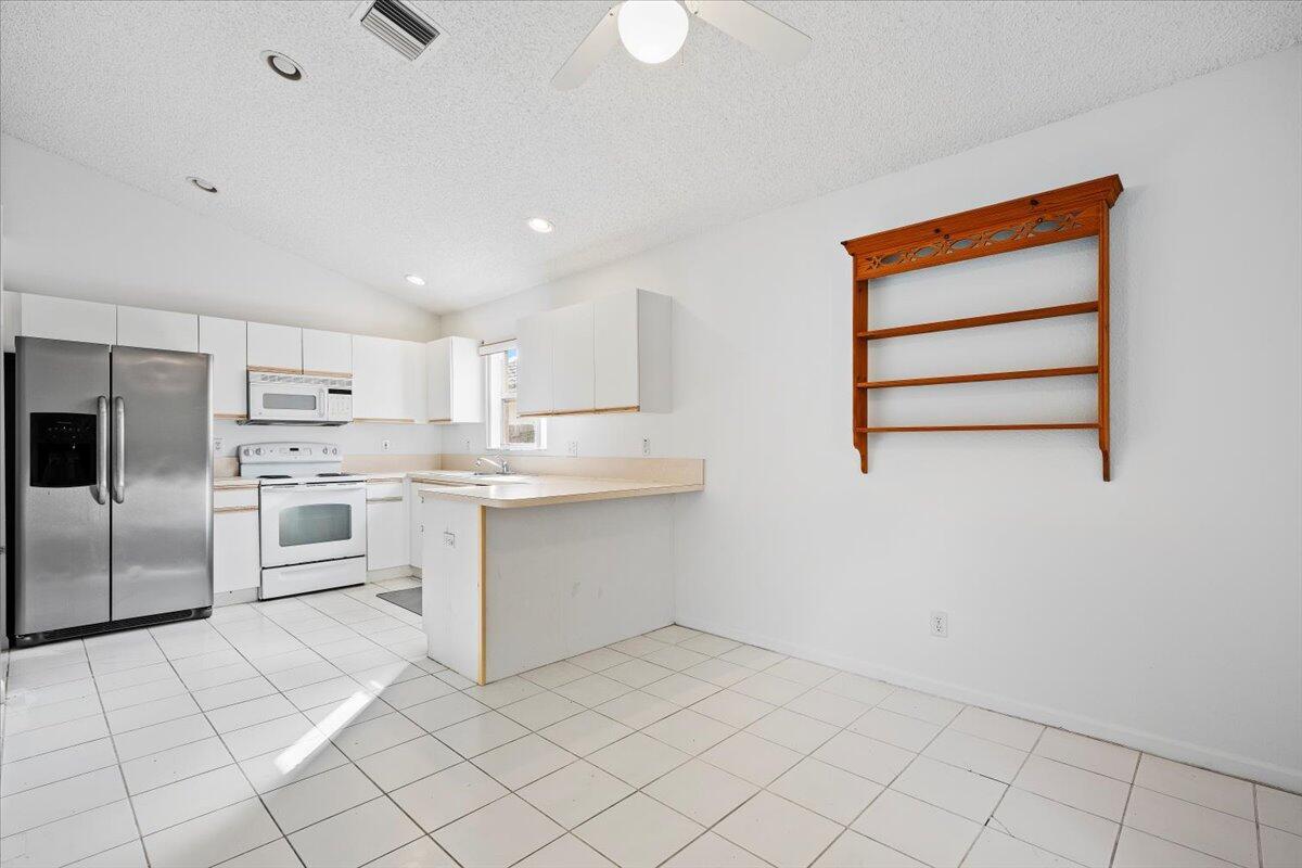 WELLINGTONS EDGE PAR 76 P - Residential