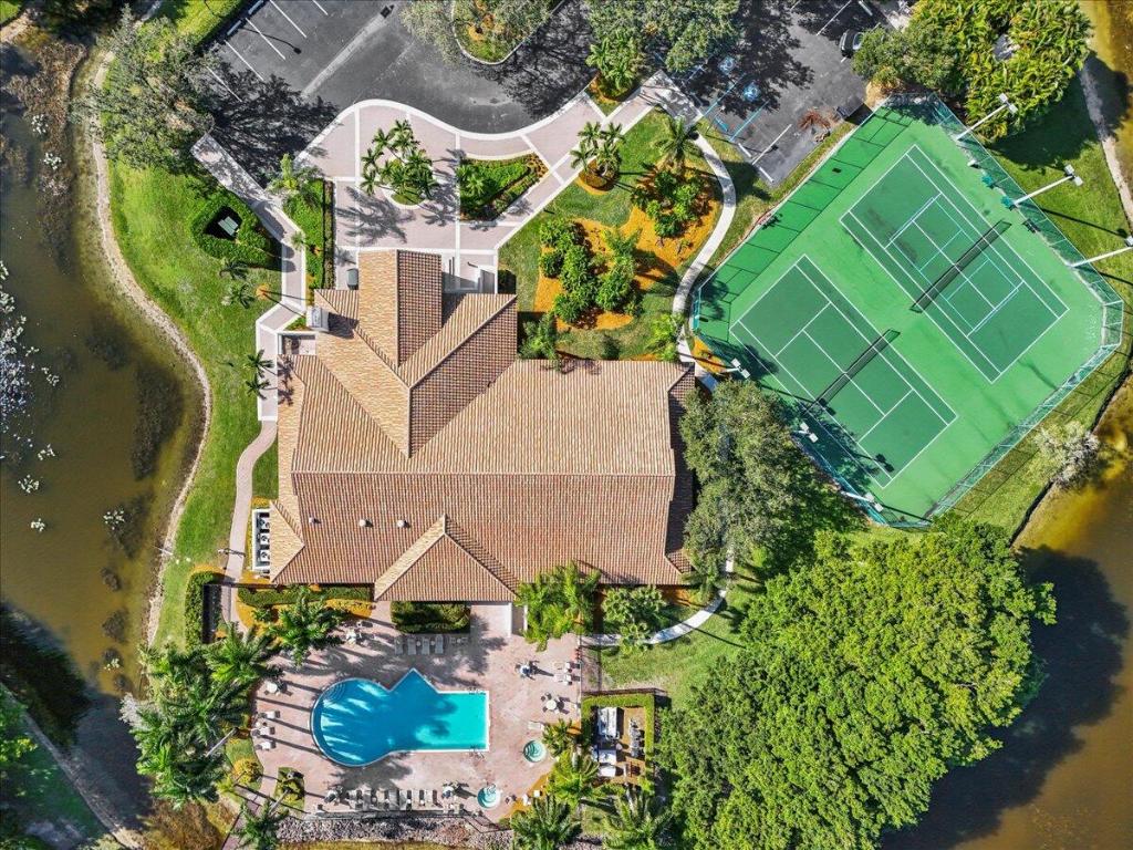 WELLINGTONS EDGE PAR 76 PH 1 - Residential