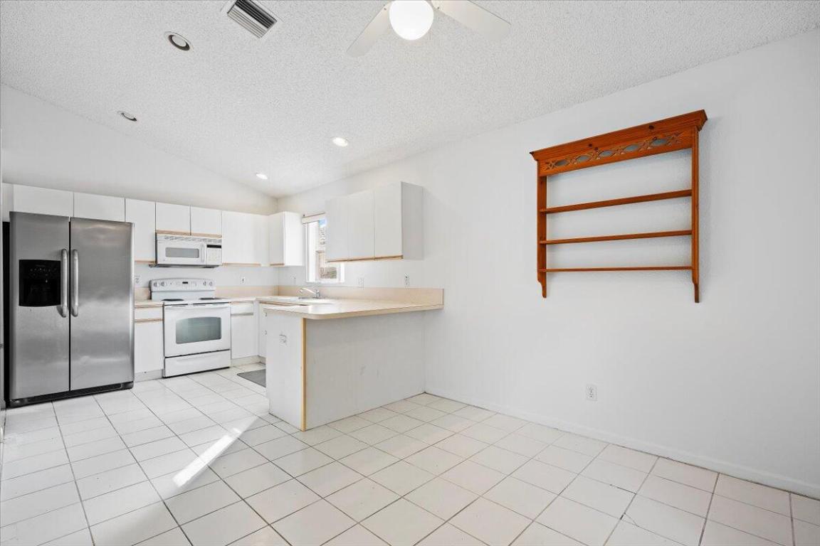 WELLINGTONS EDGE PAR 76 PH 1 - Residential