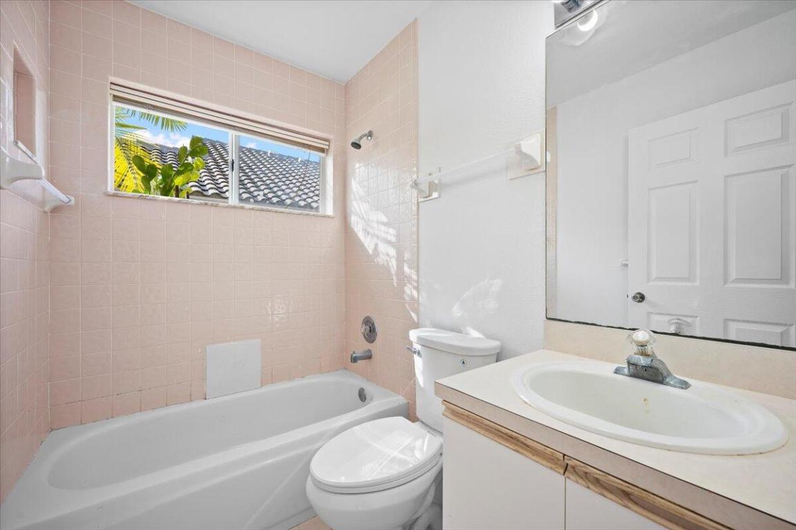 WELLINGTONS EDGE PAR 76 PH 1 - Residential