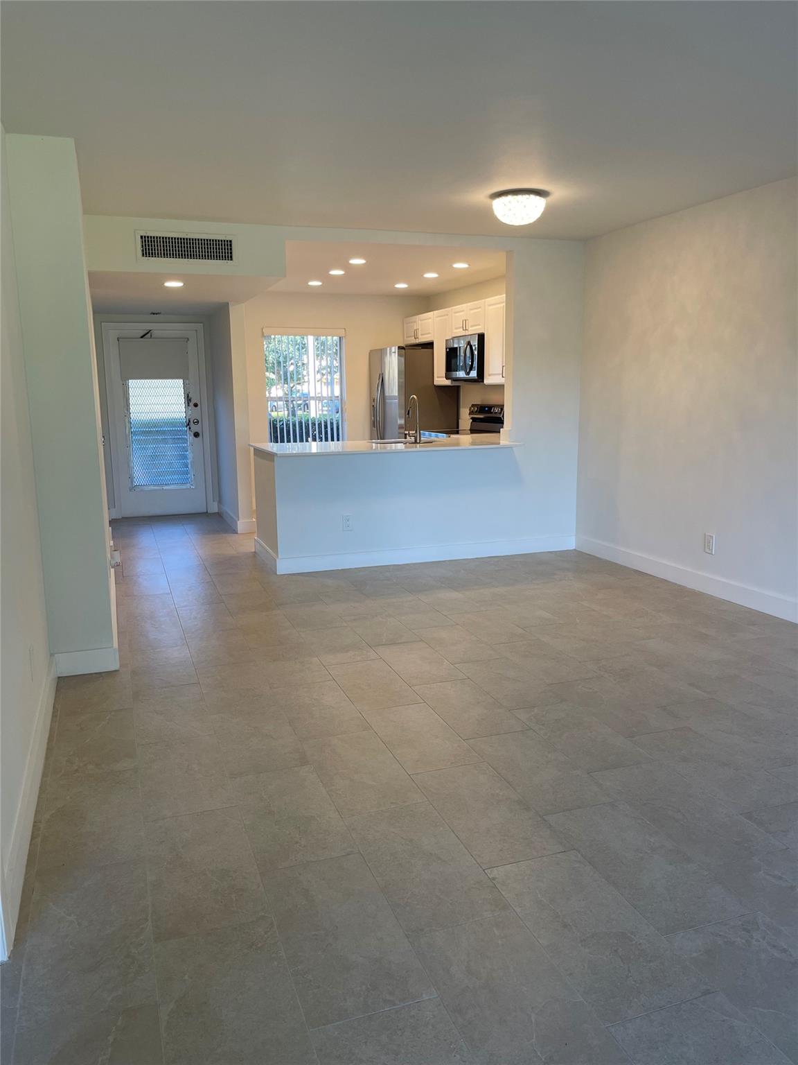 Bermuda Club - Residential