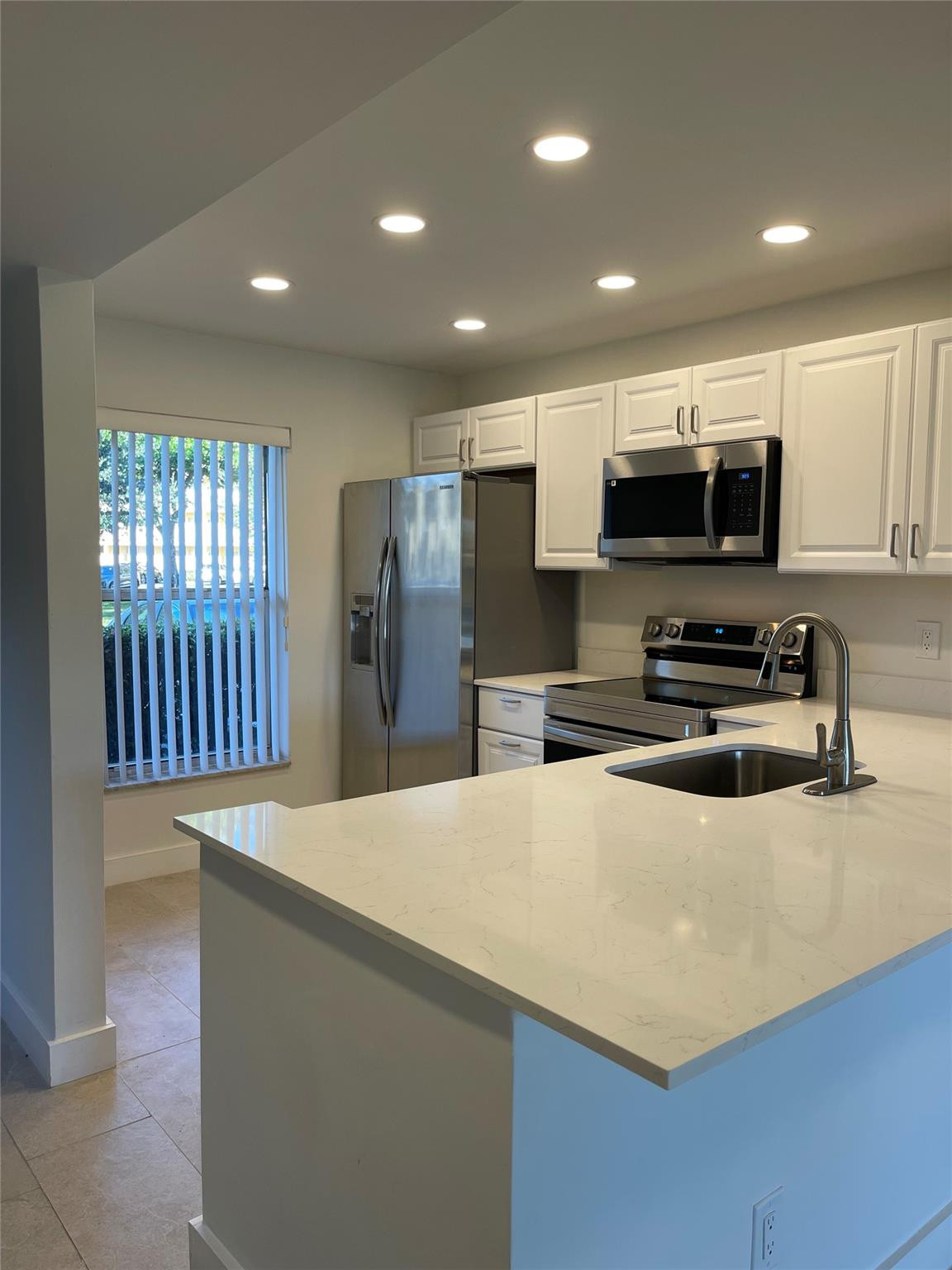 Bermuda Club - Residential