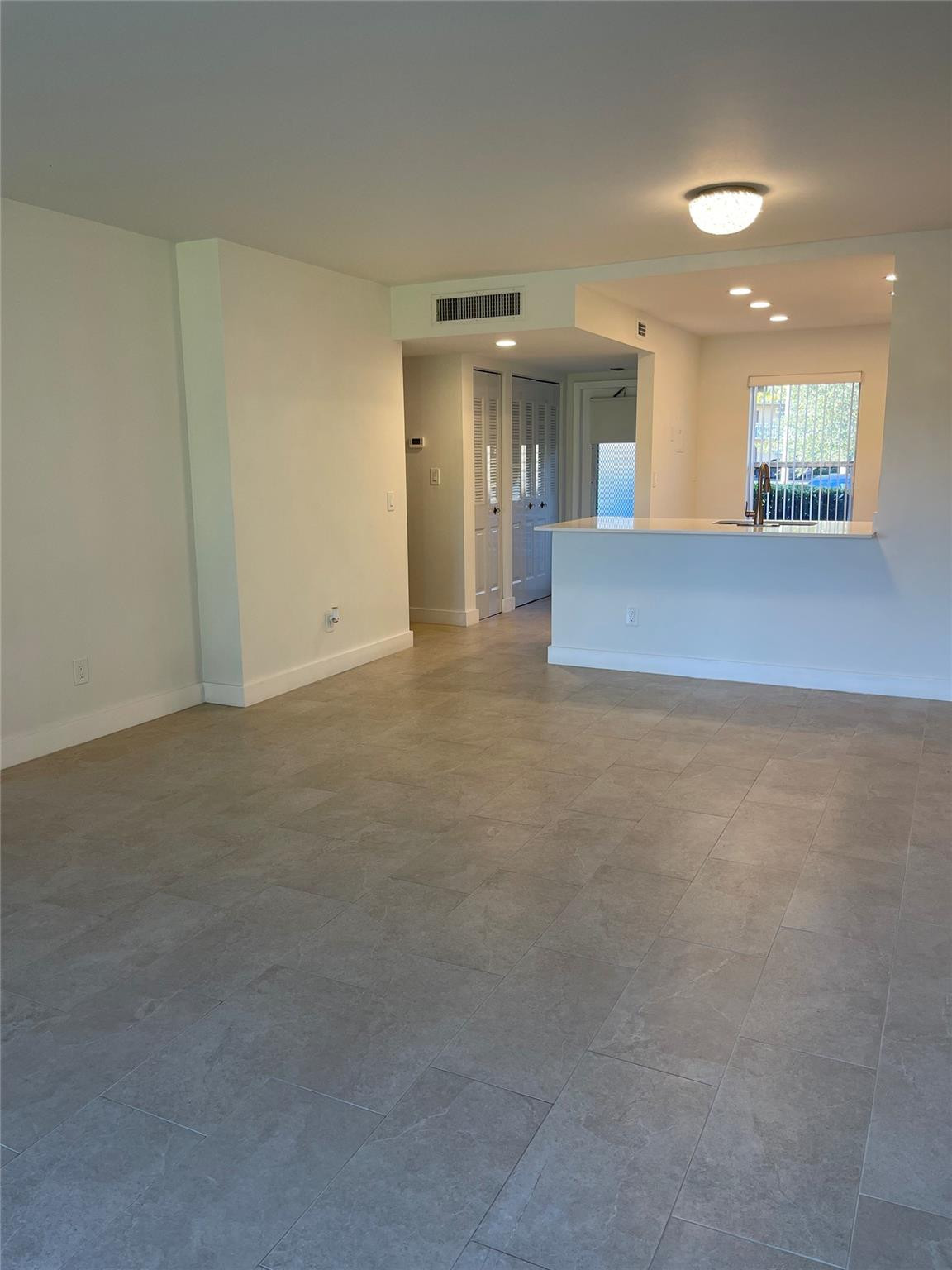 Bermuda Club - Residential