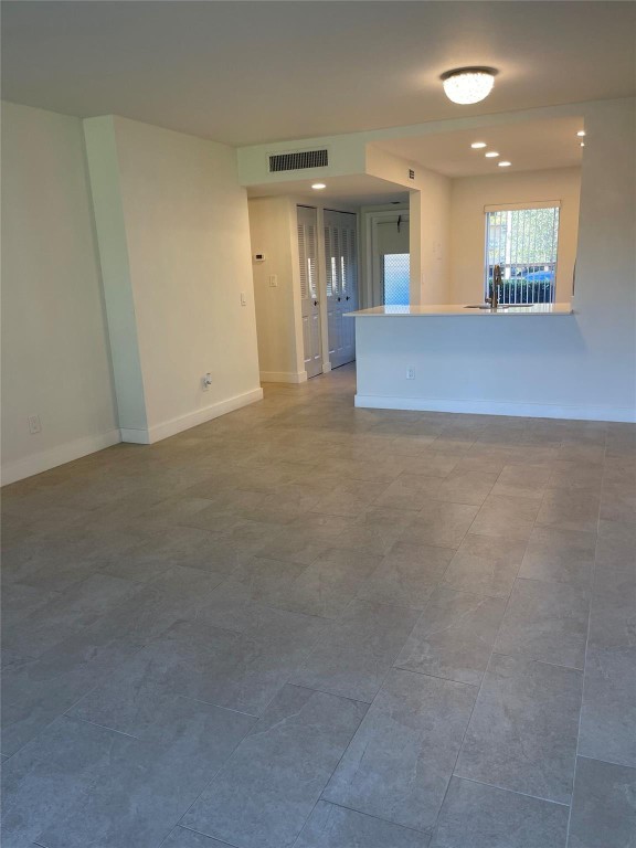 Bermuda Club - Residential