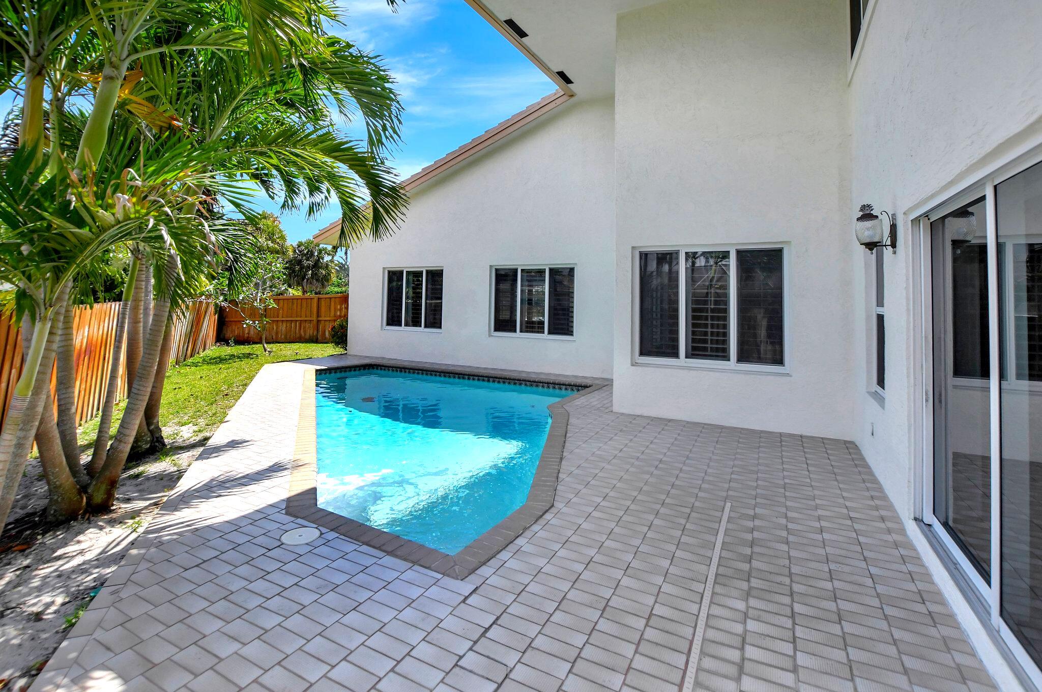 BOCA RATON HILLS SEC 3 - Residential Lease