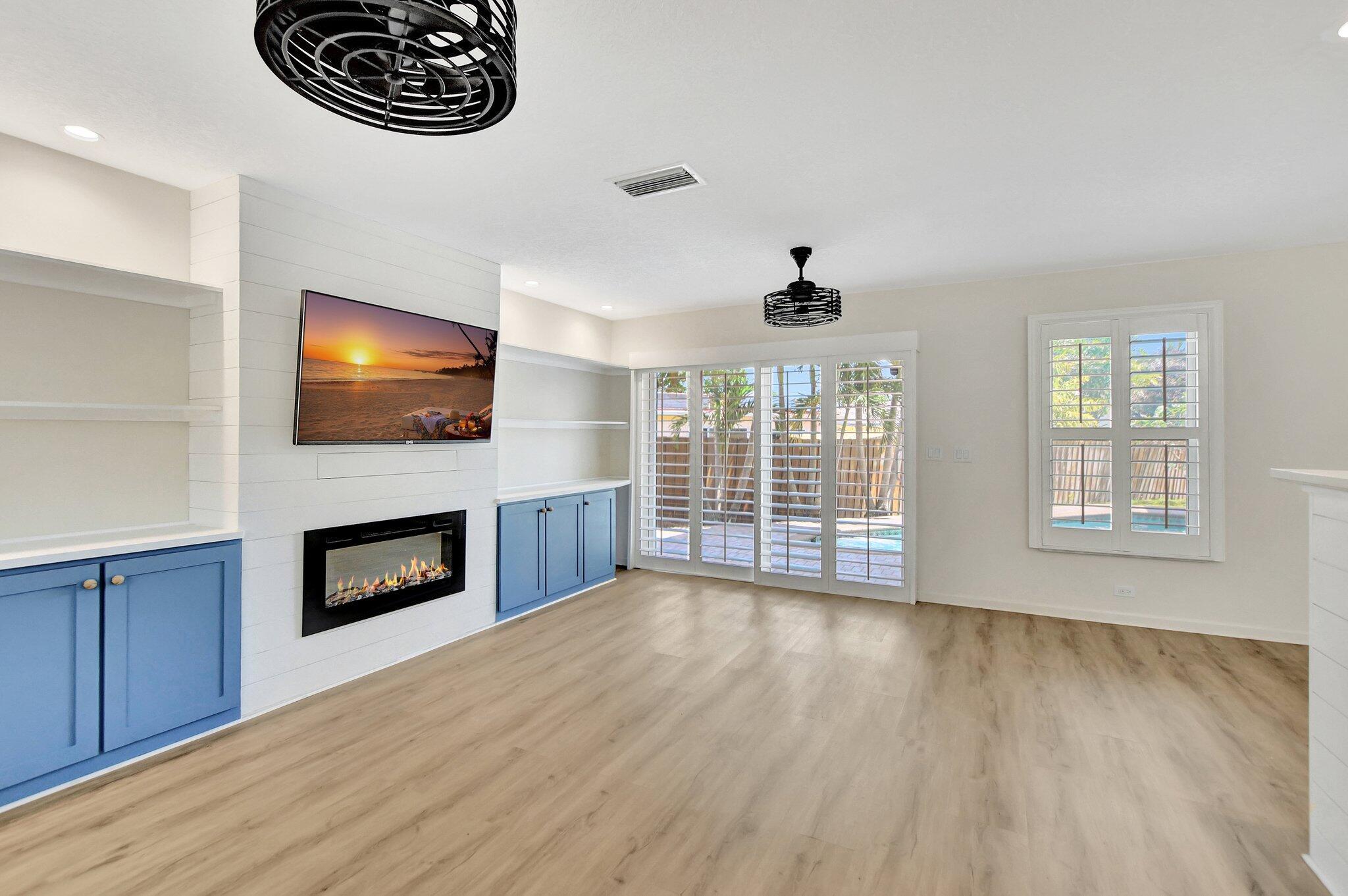 BOCA RATON HILLS SEC 3 - Residential Lease