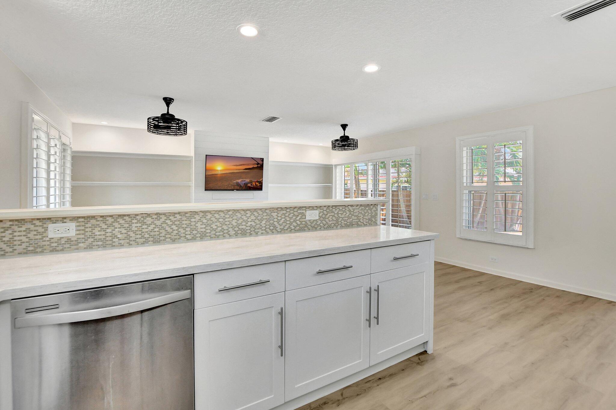 BOCA RATON HILLS SEC 3 - Residential Lease