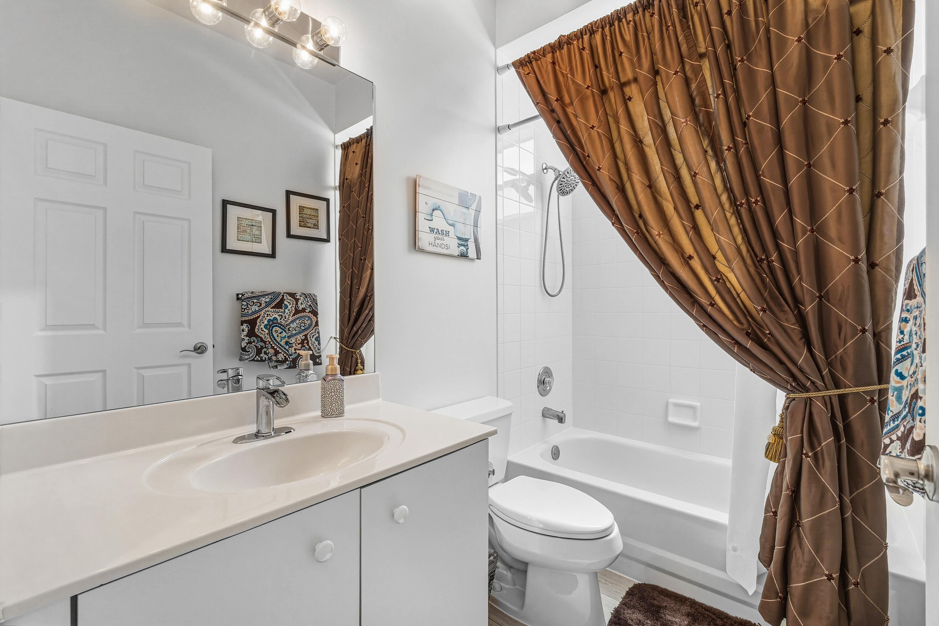 LAKES OF WESTCHESTER - Residential