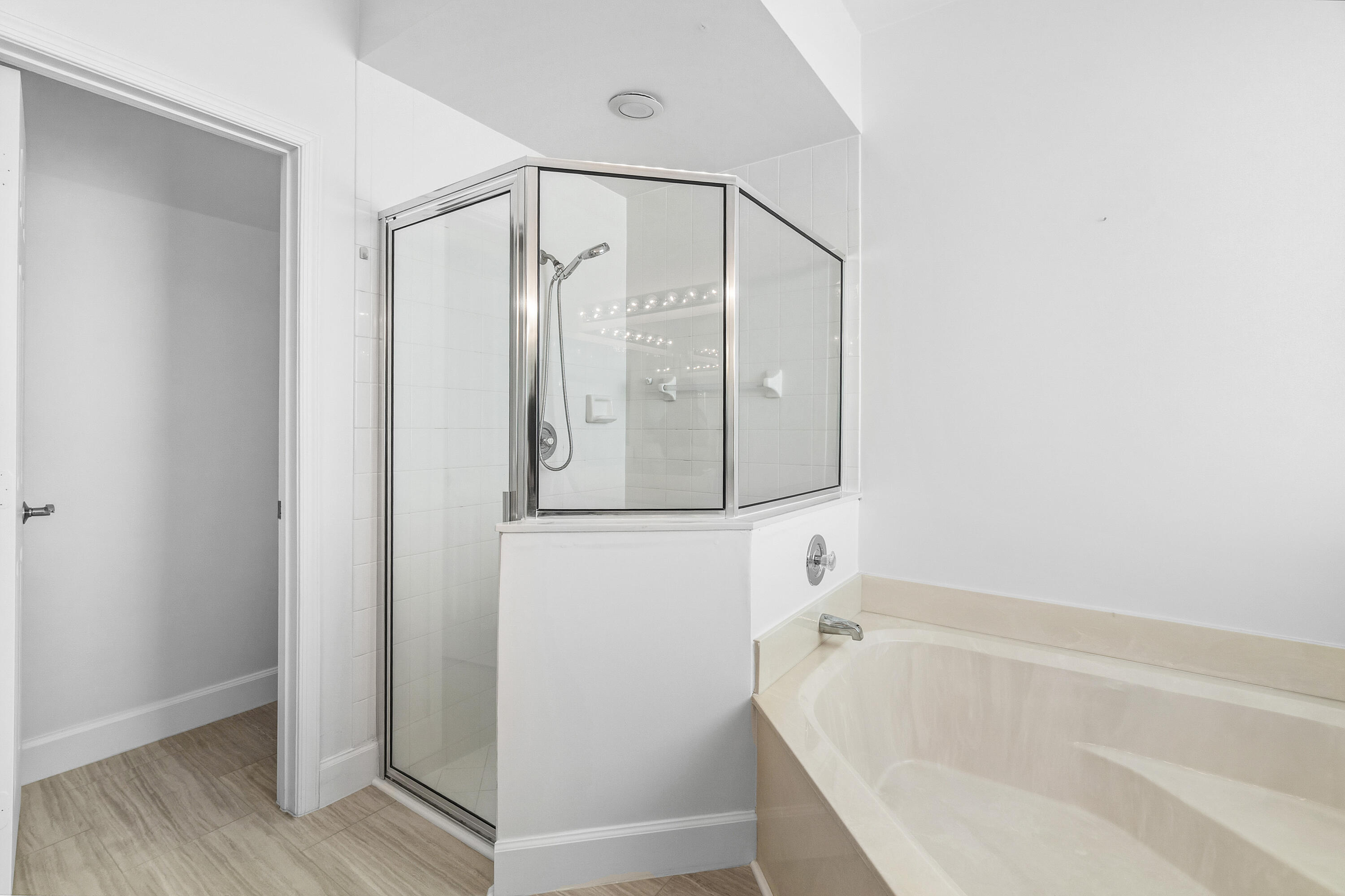 LAKES OF WESTCHESTER - Residential