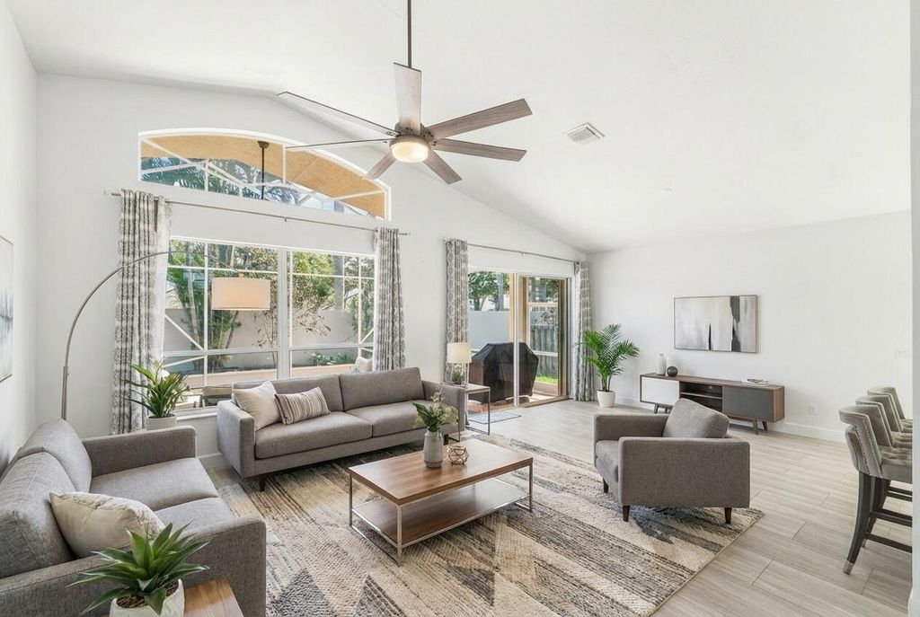 Photo of 6846 Camille St, Boynton Beach, FL 33437 (MLS # B26000237)