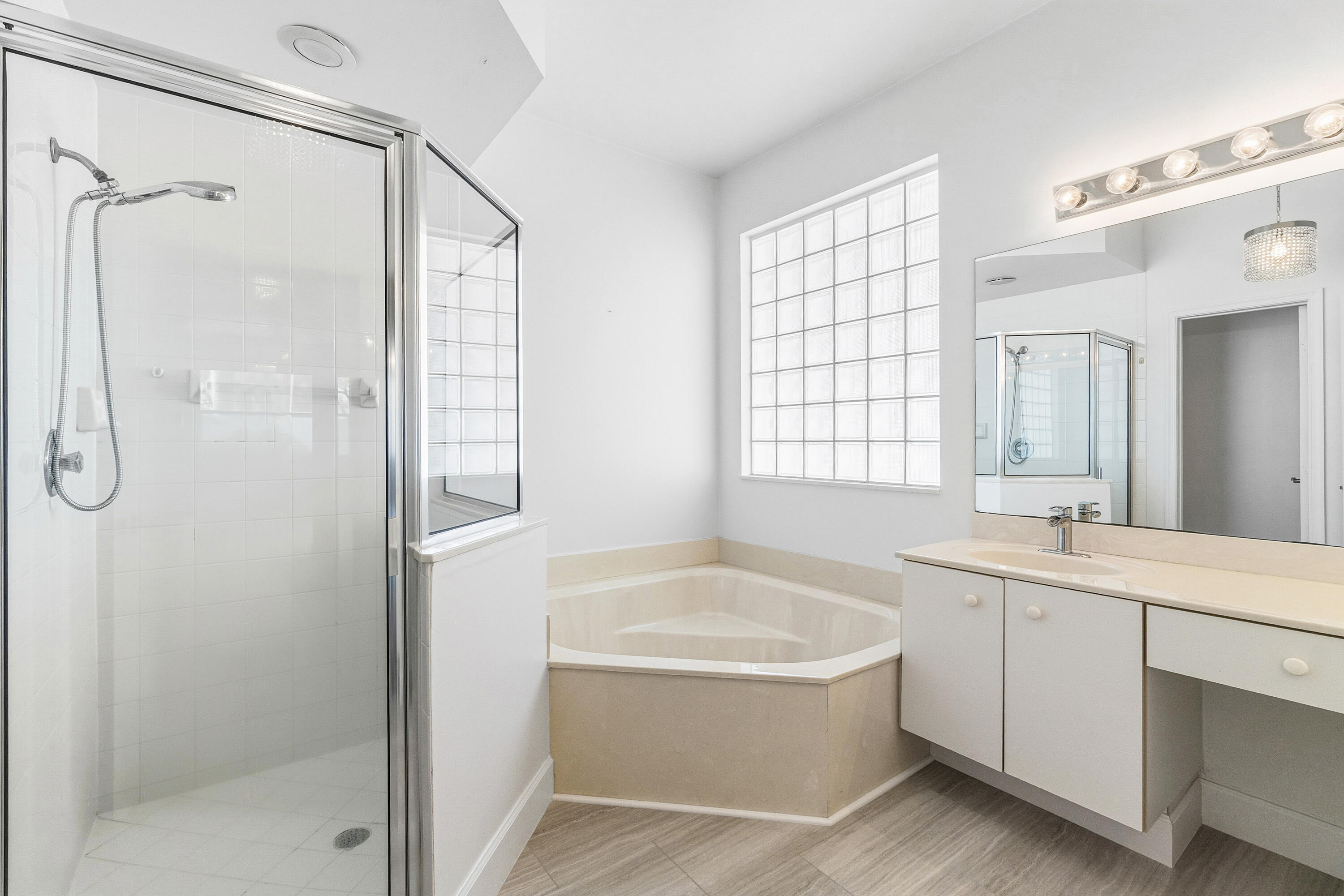 LAKES OF WESTCHESTER - Residential