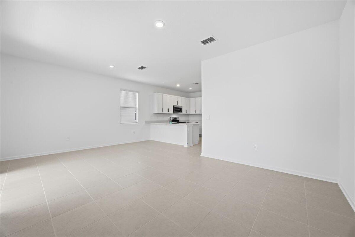 WESTVIEW POD A PHASE 3 - Residential Lease