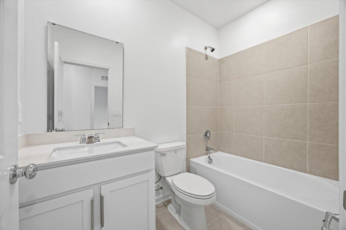 WESTVIEW POD A PHASE 3 - Residential Lease