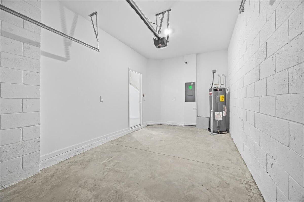 WESTVIEW POD A PHASE 3 - Residential Lease
