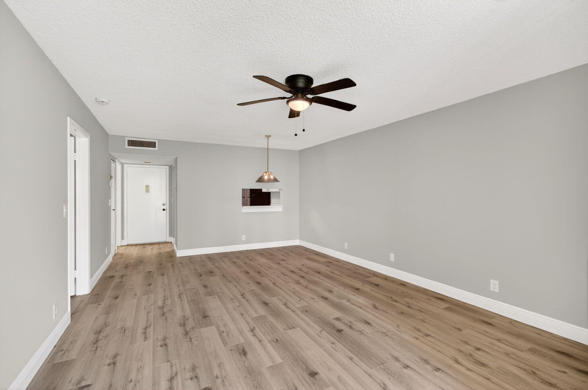 DOGWOOD CONDO - Residential