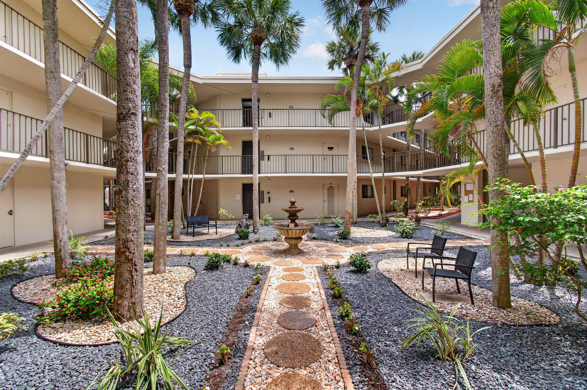 DOGWOOD CONDO - Residential