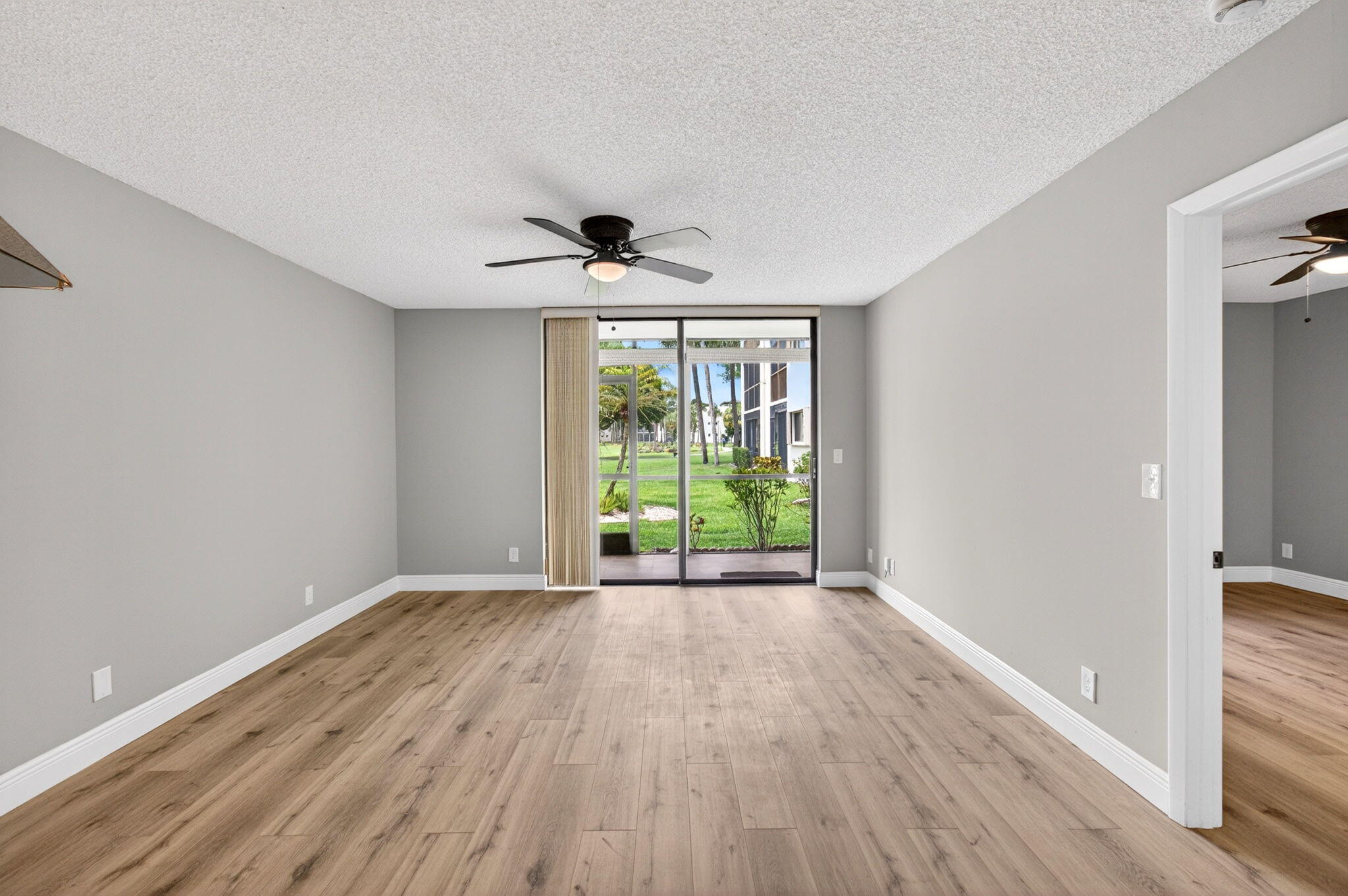 DOGWOOD CONDO - Residential