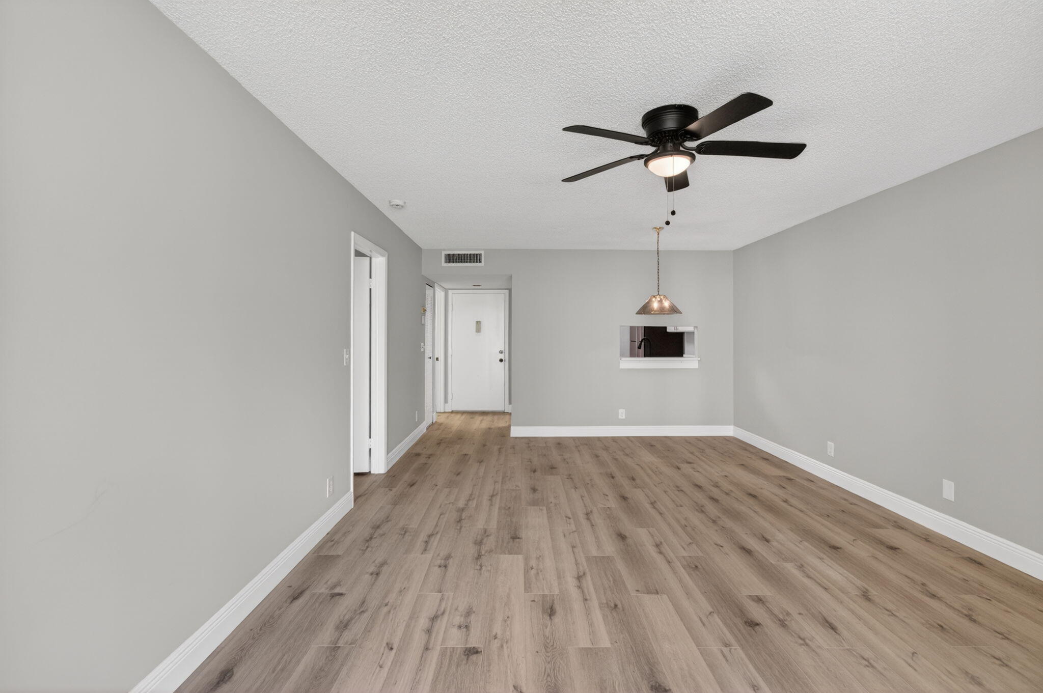 DOGWOOD CONDO - Residential