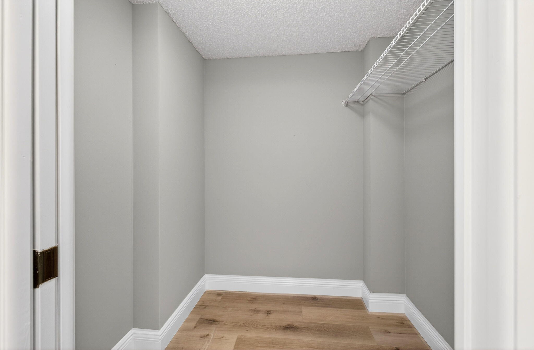 DOGWOOD CONDO - Residential